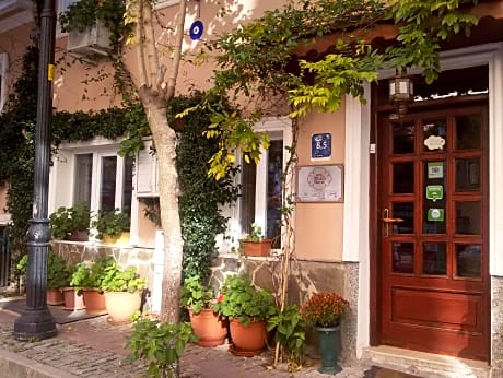 Hotel Buhara Family Inn