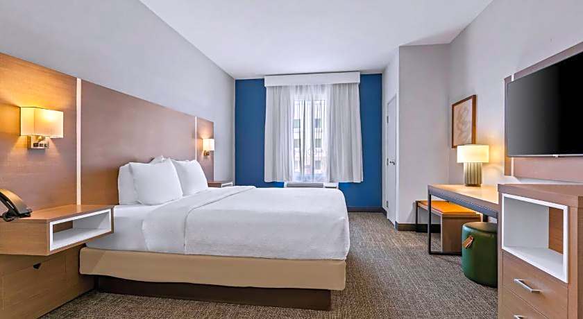 Spark by Hilton Catoosa Tulsa