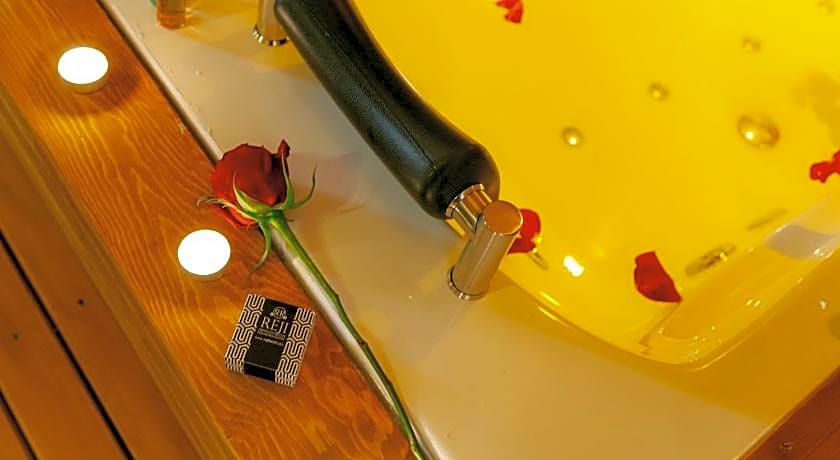 Reji Boutique Hotel