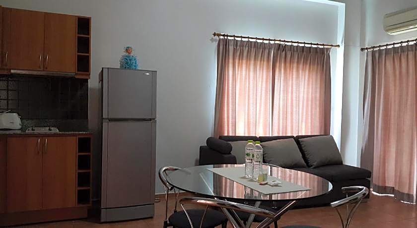Lomsabai Apartments Chon Buri