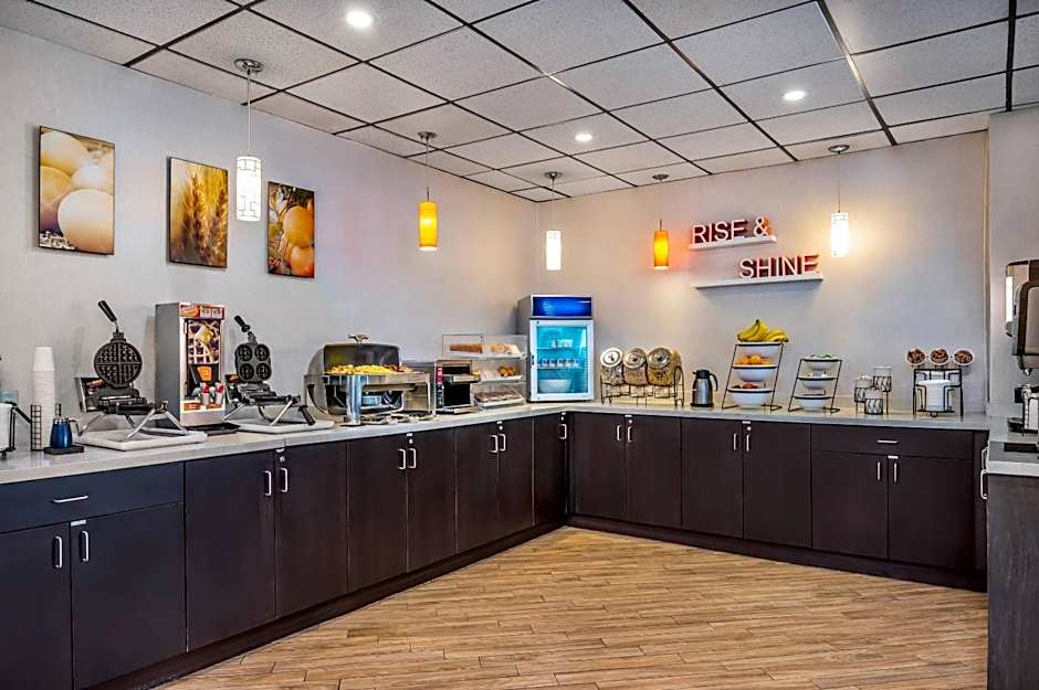 Comfort Inn & Suites