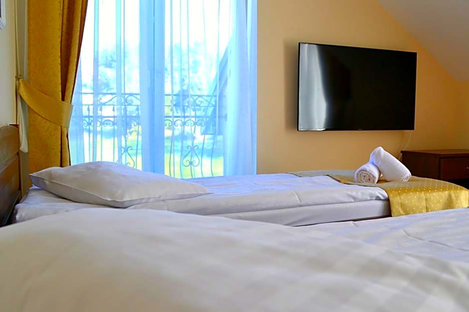 Hotel - Restauracja Koral