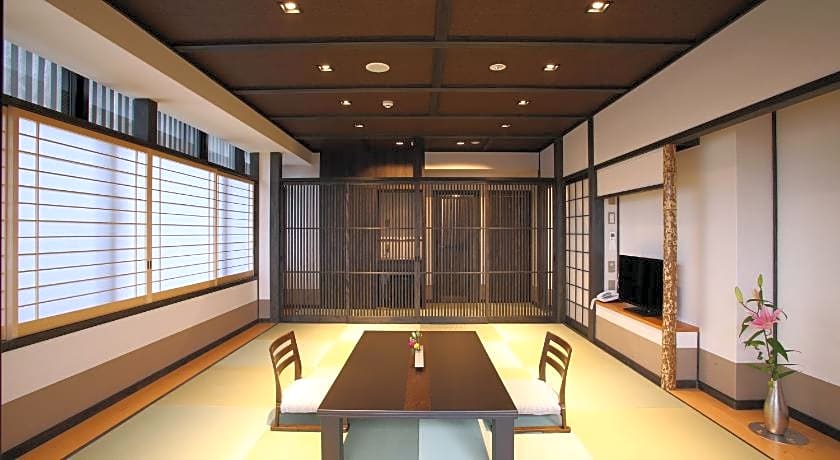 New Wakasa Annex Hotel