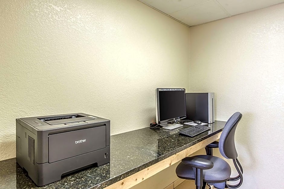 Quality Inn & Suites Easley - Greenville