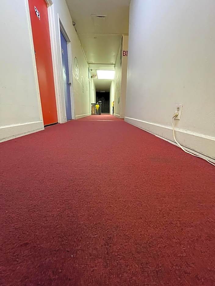 Hollywood Highland Hotel And Hostel – Hollywood, CA