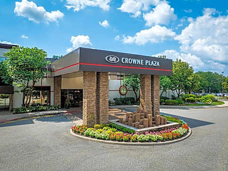 Crowne Plaza Suffern-Mahwah
