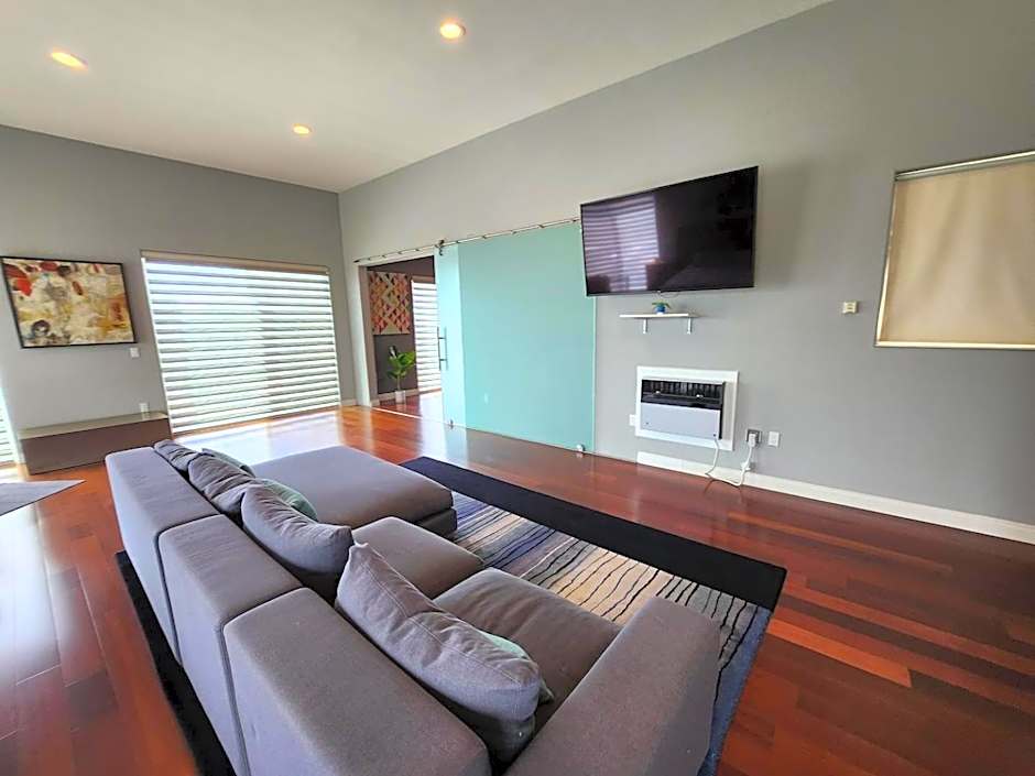 Architectural Gem La Jolla Oceanview surf and golf