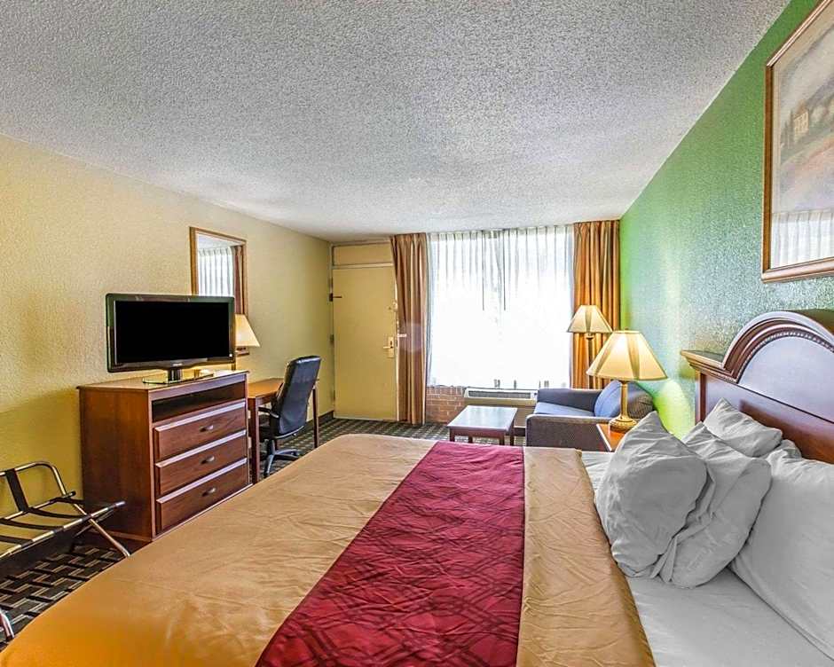 Econo Lodge Douglas