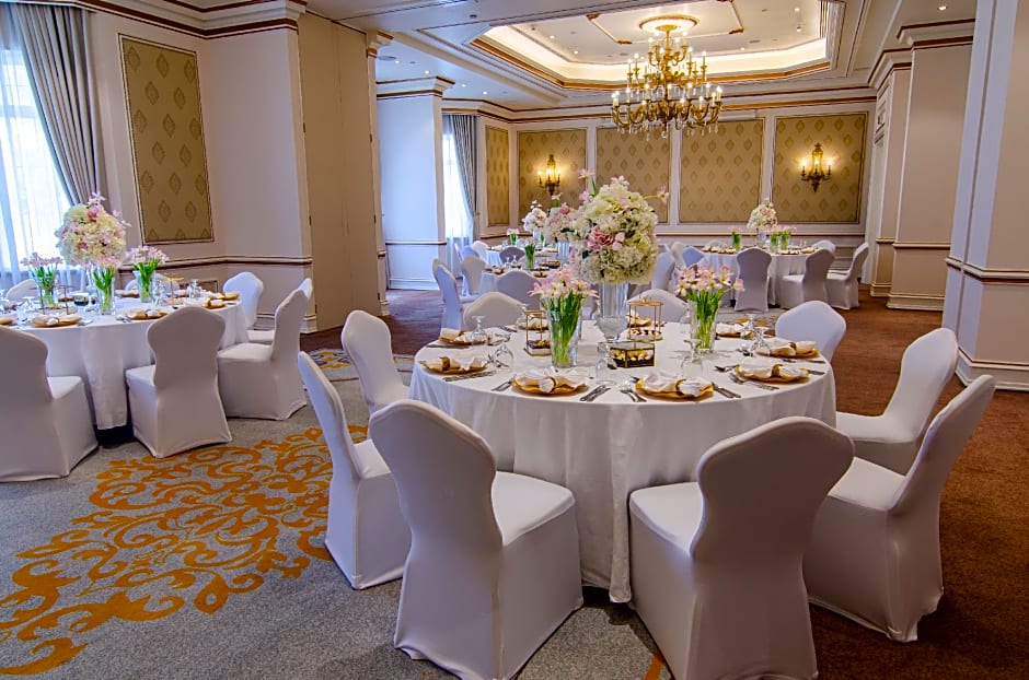 Al Aziziyah Boutique Hotel