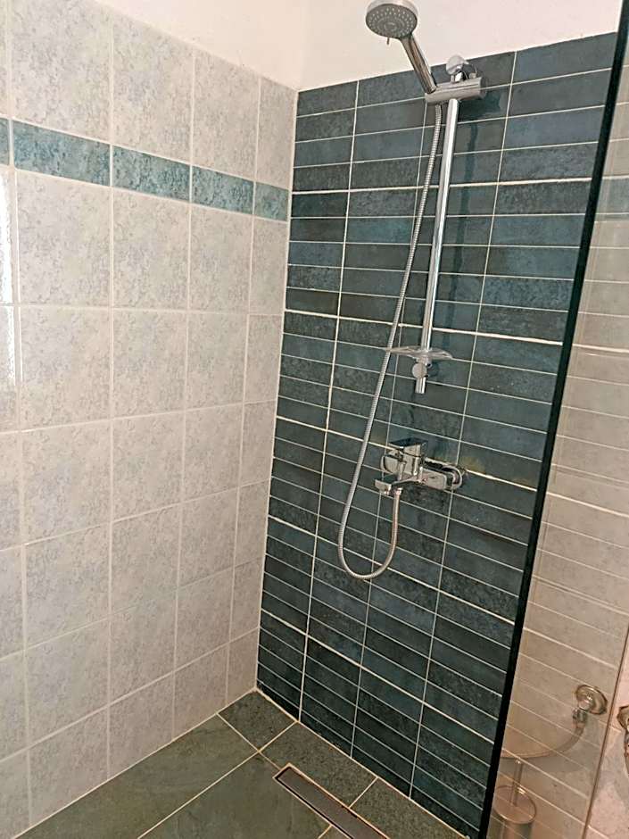 SmallHotel - Vevi