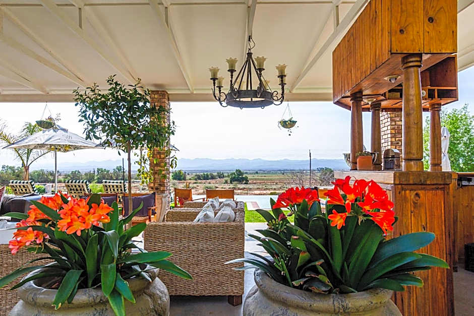 Mooiplaas Guesthouse