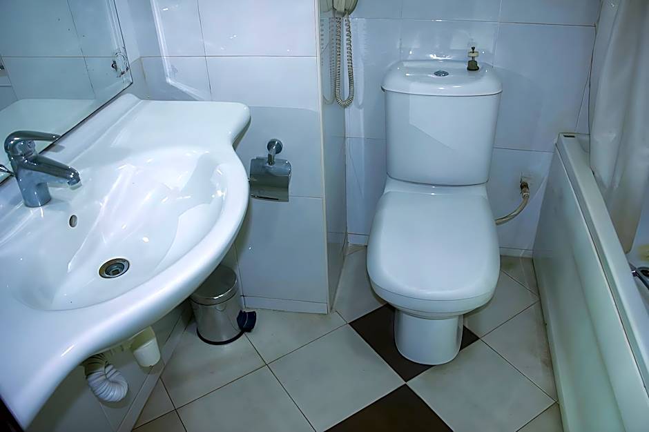 Excel Oriental Hotel