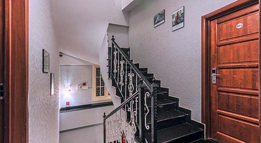 Maestro Hotel