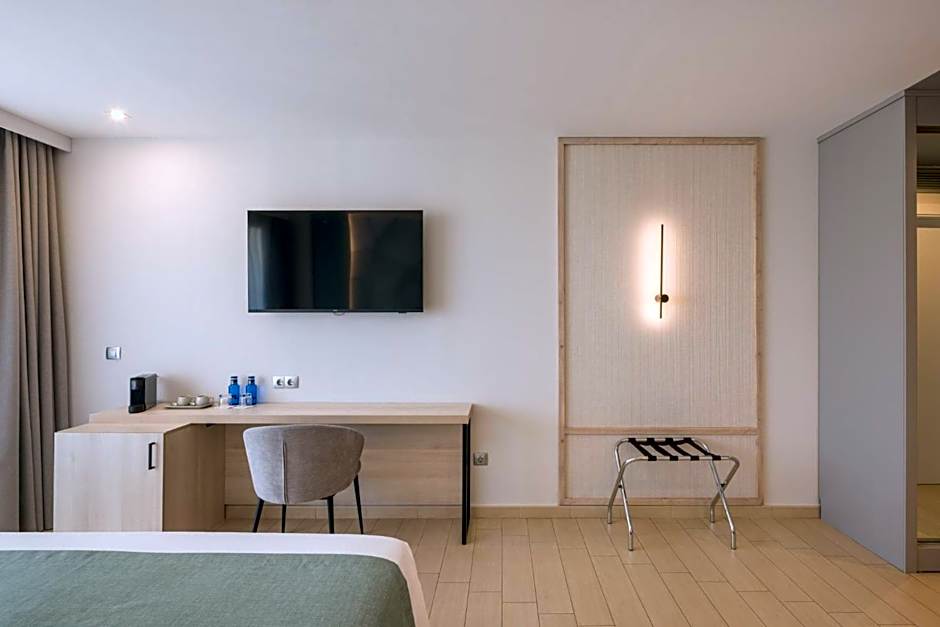 AR Diamante Beach Spa Hotel