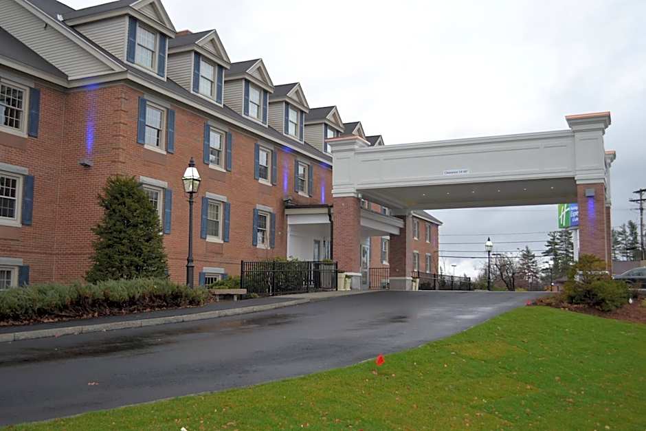 Holiday Inn Express & Suites Merrimack - Nashua by IHG