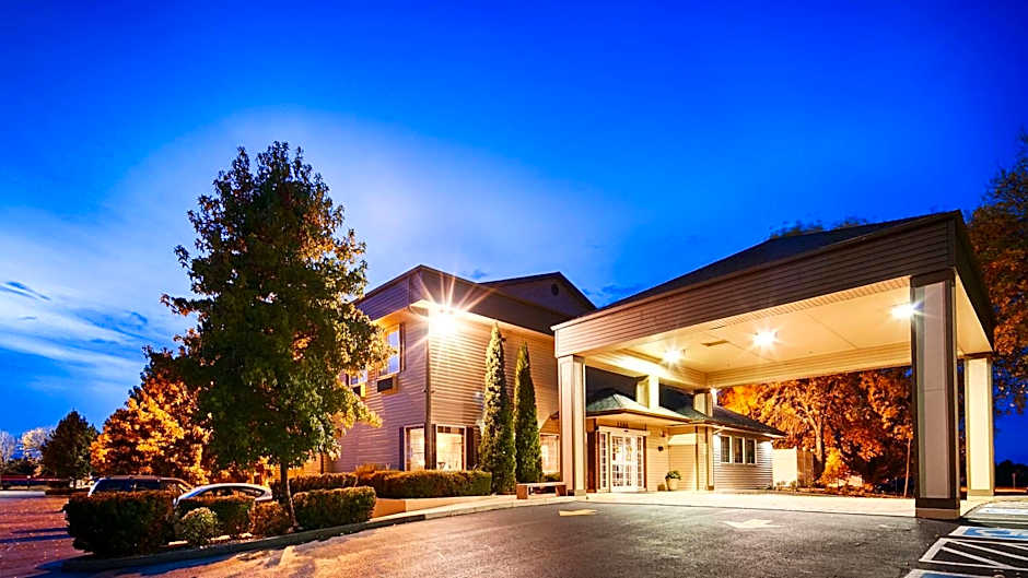 Best Western Plus Prairie Inn