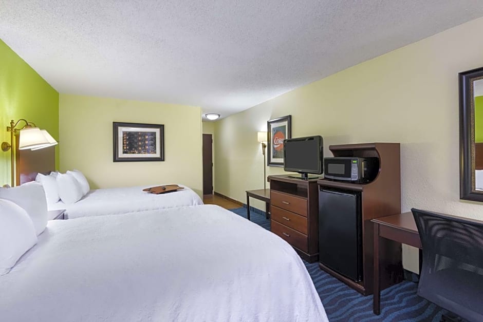 Hampton Inn By Hilton Atlanta-Perimeter Center