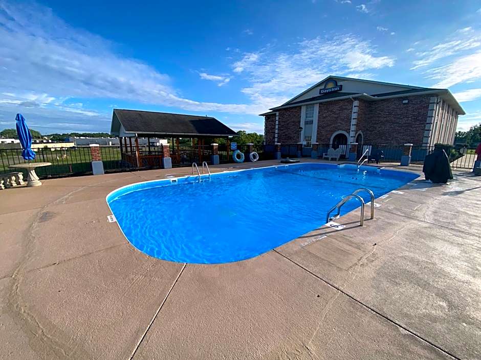 Days Inn by Wyndham Perryville