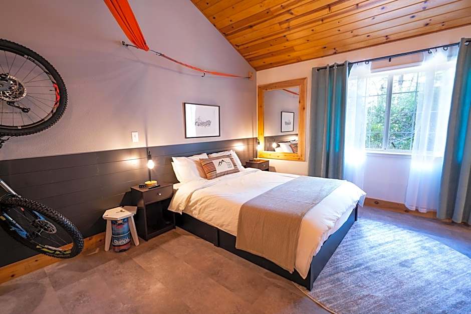 Summit View Inn