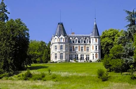 Château De L'aubrière - Les Collectionneurs