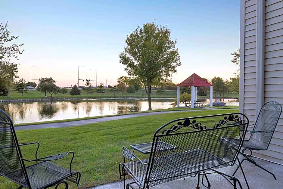Country Inn & Suites by Radisson, Ankeny - Des Moines