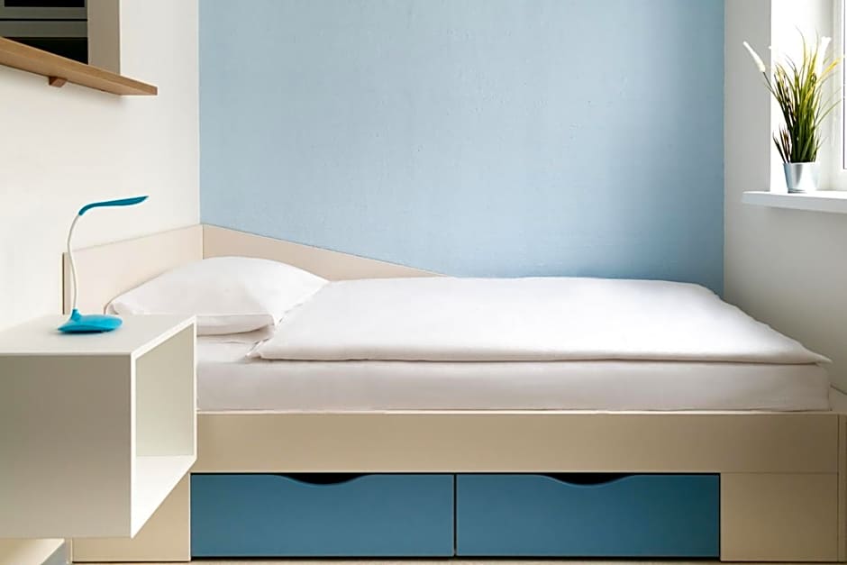 YouthMents - Student Hotel