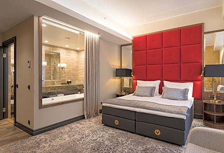 Deluxe Room without Spa Access