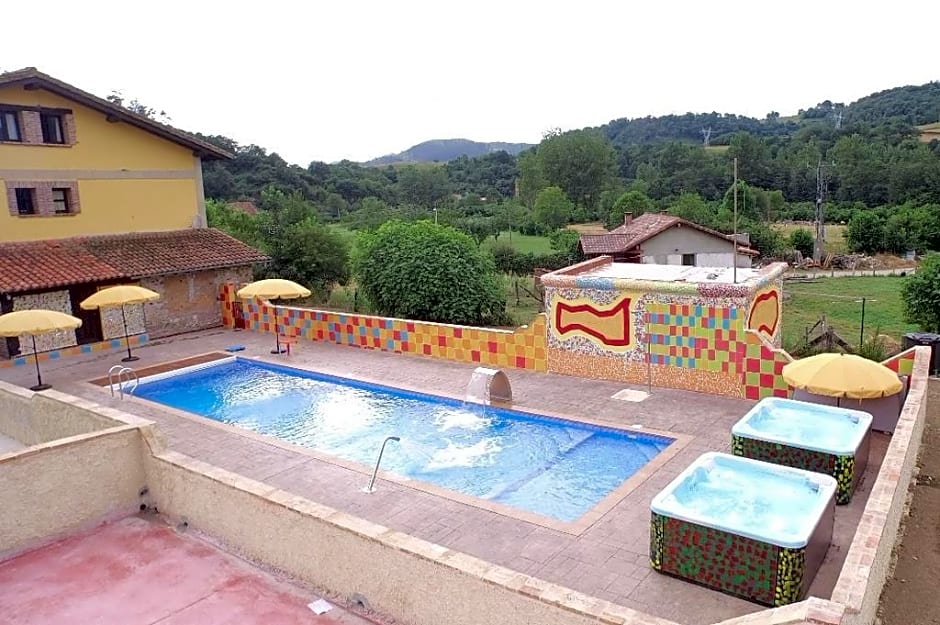 Hotel Intriago I & II