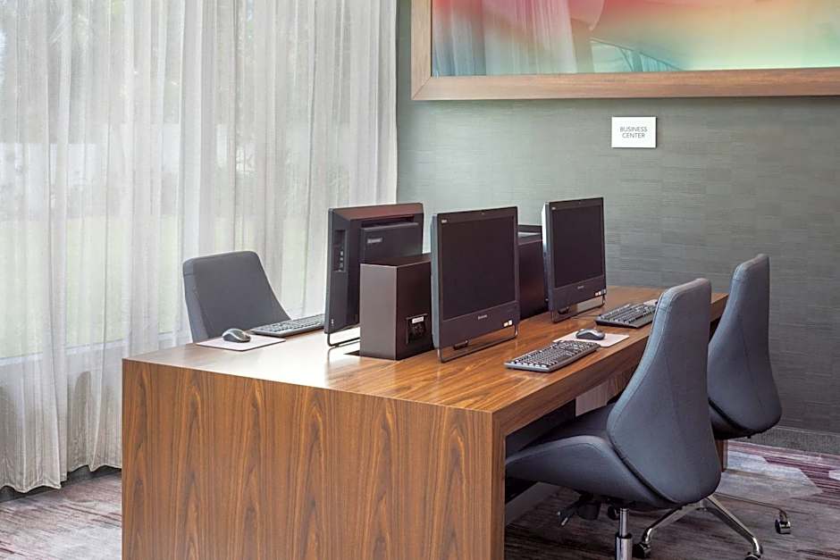 Courtyard by Marriott Miami Airport