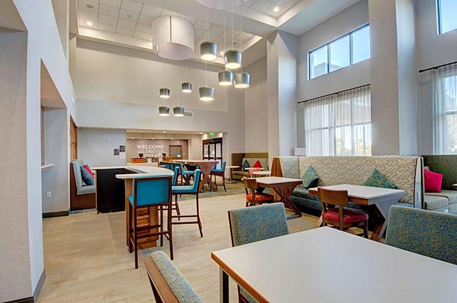 Hampton Inn By Hilton & Suites Portland, ME