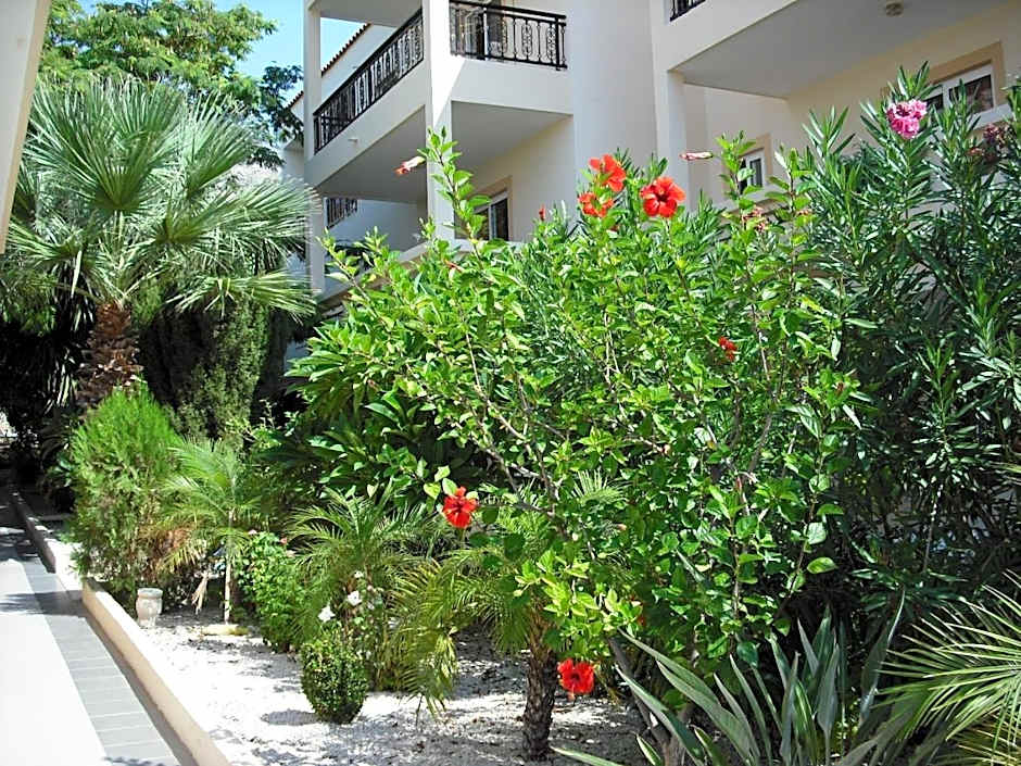 Summer Memories Aparthotel