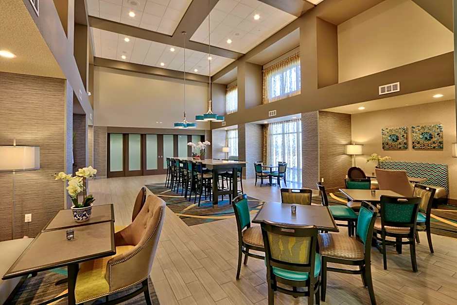 Hampton Inn By Hilton & Suites Albuquerque Airport