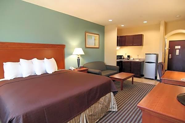 Executive Inn & Suites