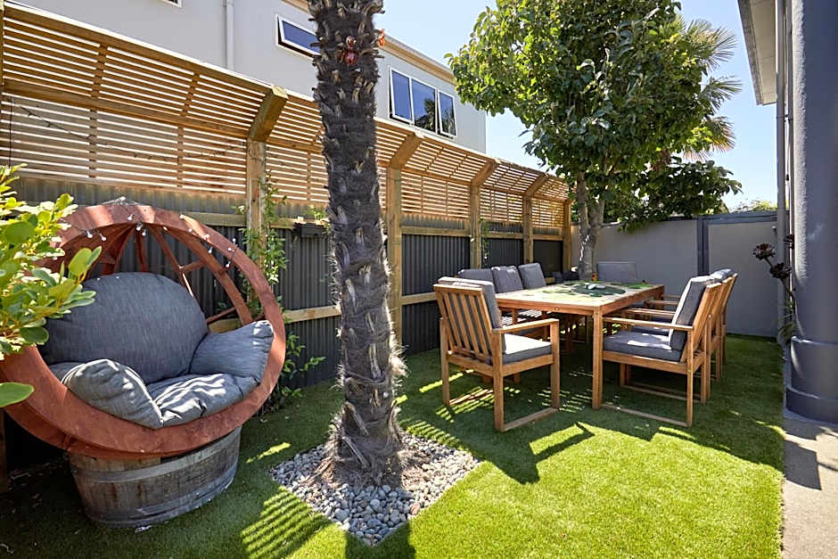 Blenheim Palms Motel