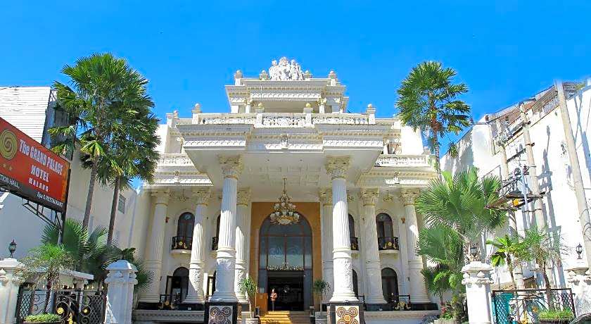 The Grand Palace Hotel Malang
