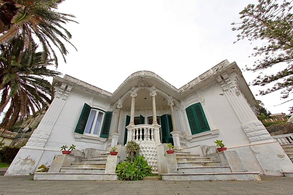 Town House Messina Paradiso