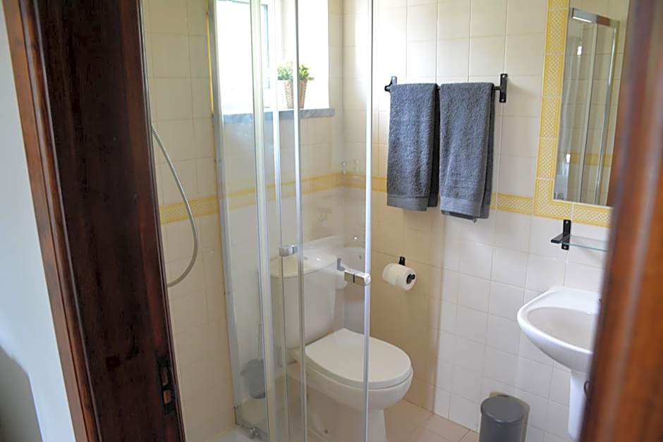 Quinta do Rio Alva and Glamping Lodges