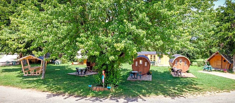 Camping de Tournus - Drole de cabane