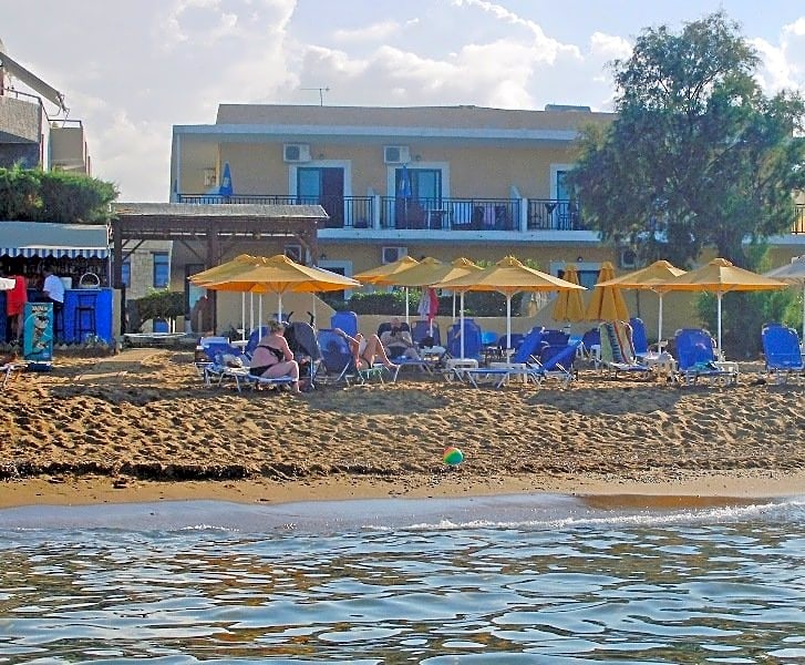 Camelia Studios Apartments