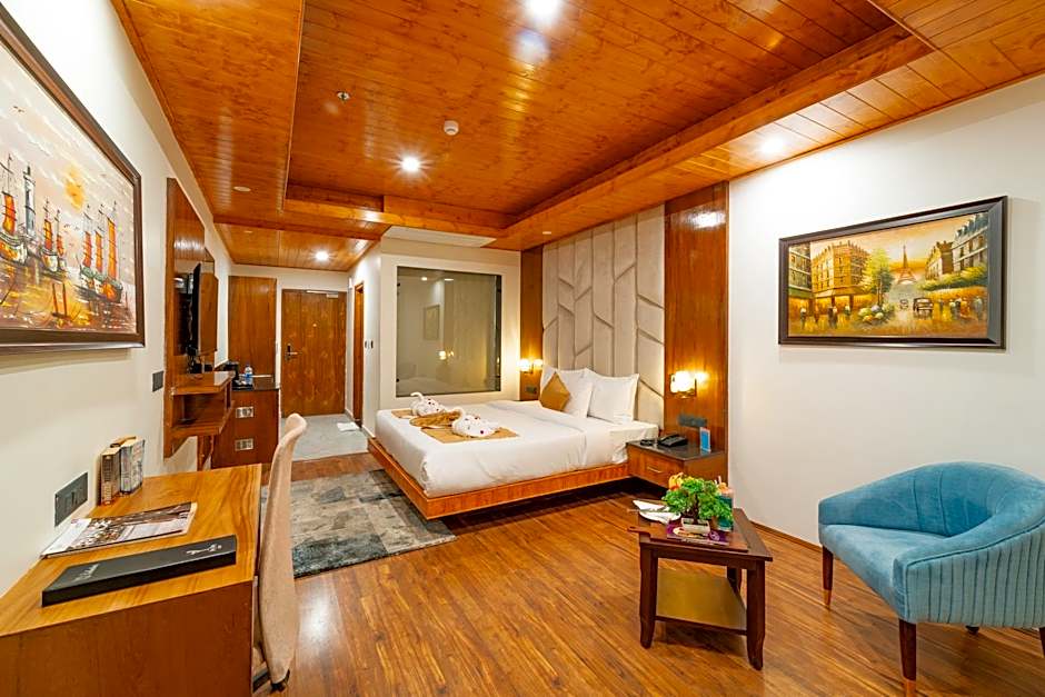 The Whitestone Inn & Suites ( A Centrally Heated Mountain & Valley View )