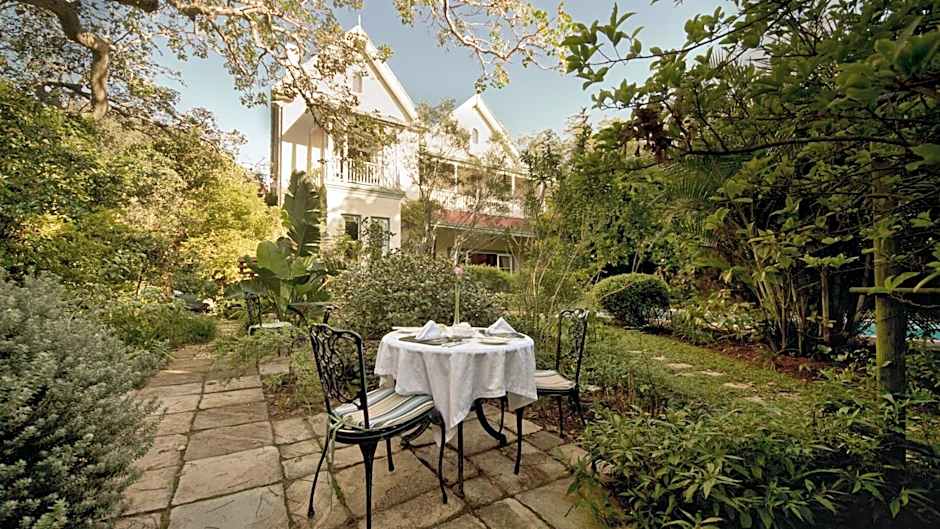 Hacklewood Hill Country House