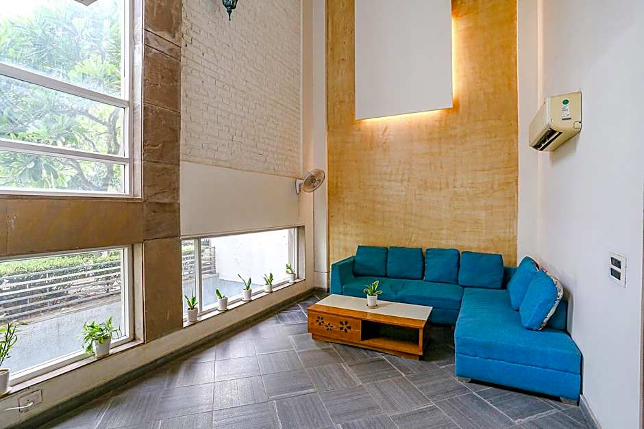 FabHotel Infinity Nest Sushant Lok