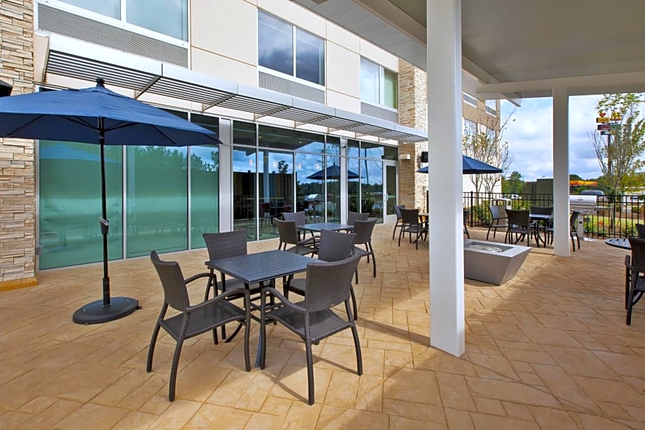 Holiday Inn Express and Suites South Hill By IHG