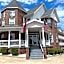 Carriage House Inn