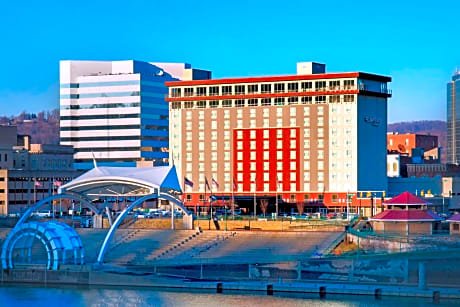 Four Points by Sheraton Charleston