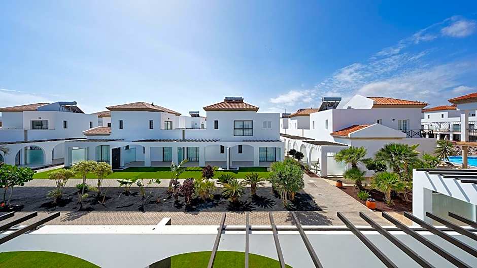 Broncemar Beach Suites