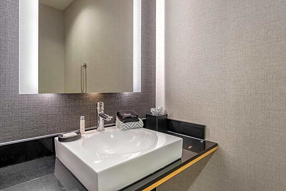 Cambria Hotel Madison East