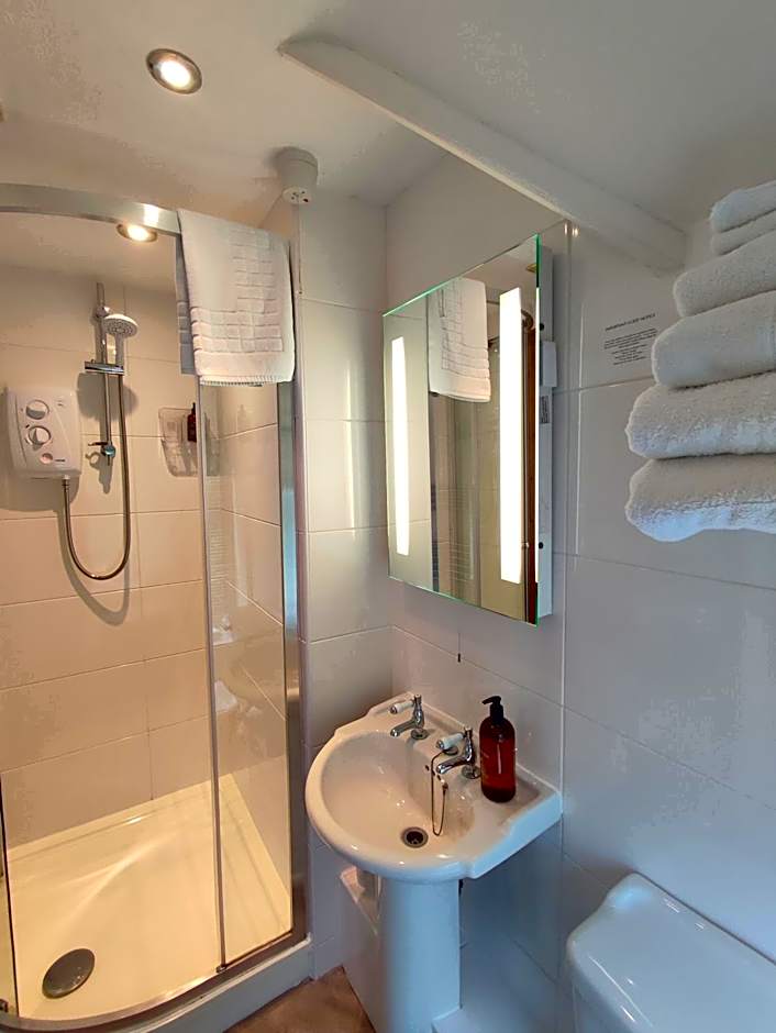 Anton Guest House Bed and Breakfast