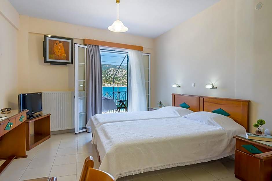 Rouchotas Apartments