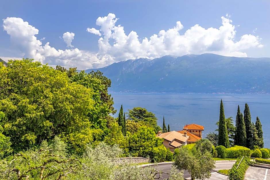 Hotel Meandro - Lake View